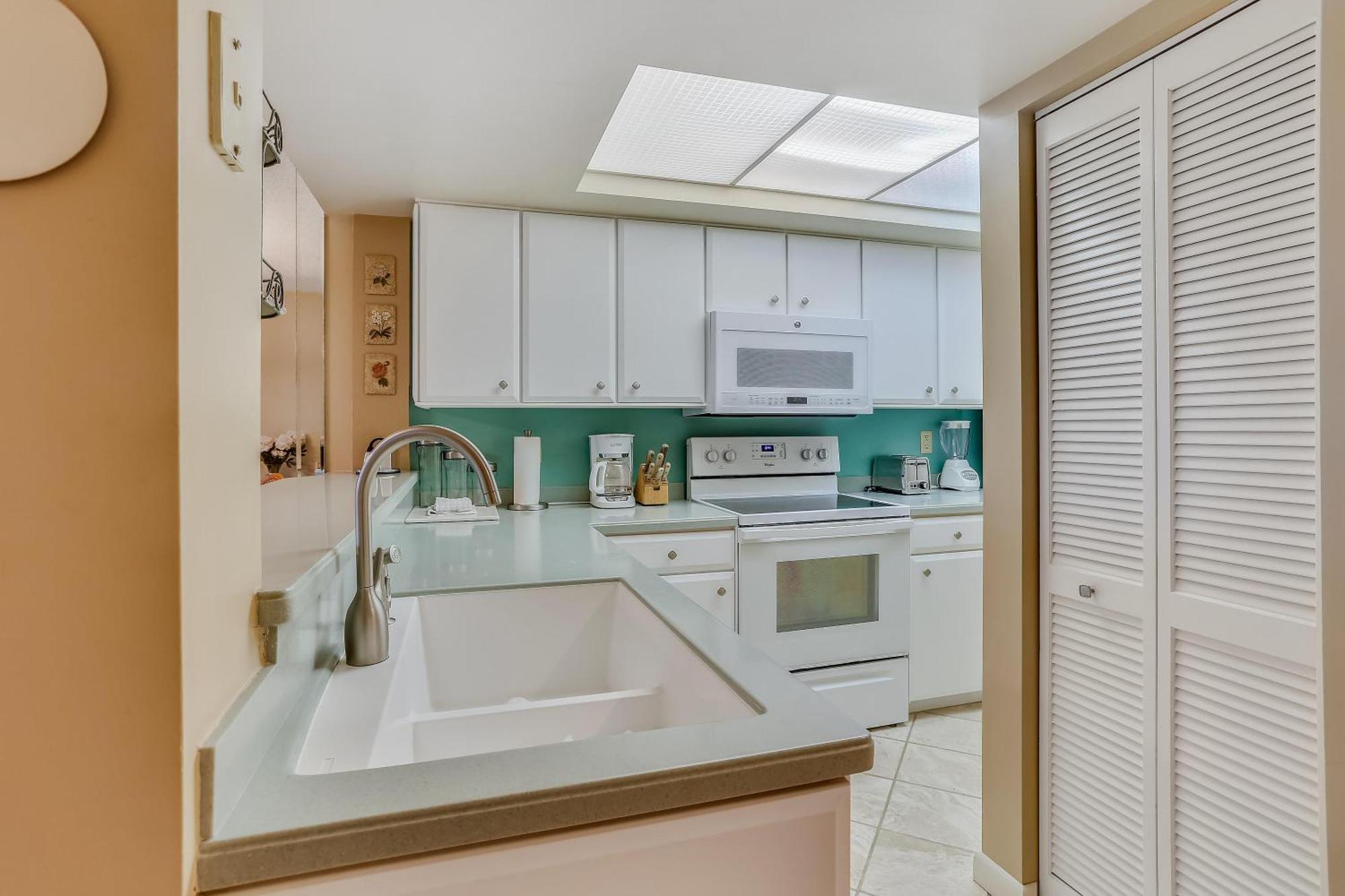 Land's End 7-204 Front Holiday home St. Pete Beach
