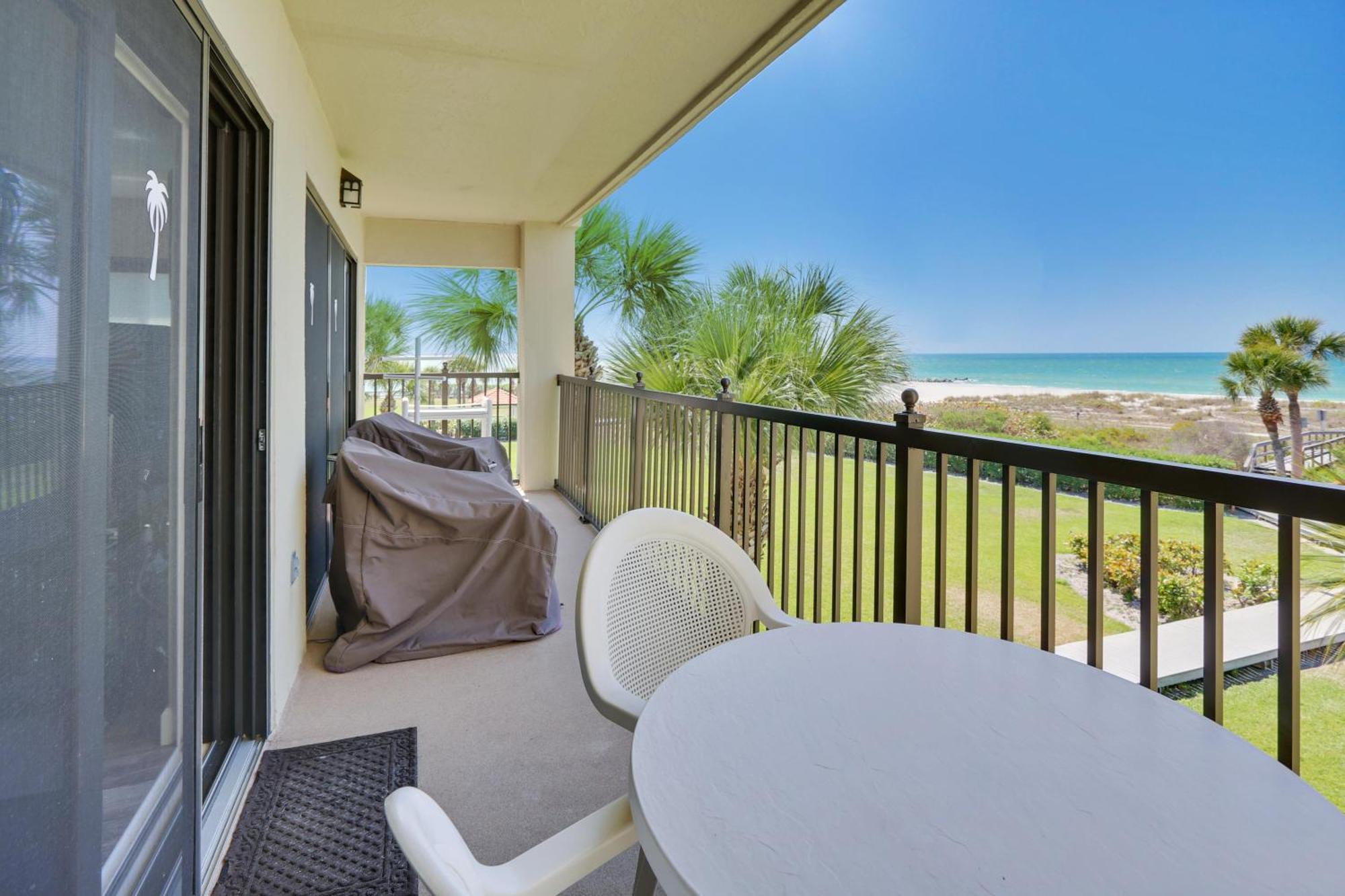 Holiday home Land's End 8-301 Front St. Pete Beach