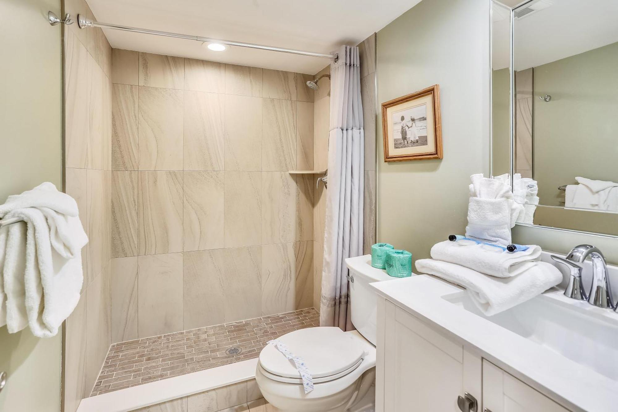 Land's End 3-206 Bay Front - Premier Holiday home St. Pete Beach