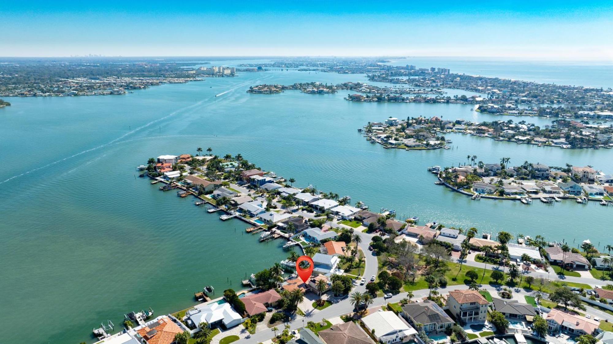 4bd 2ba Waterfront House With Pool, Hot Tub & Boat!