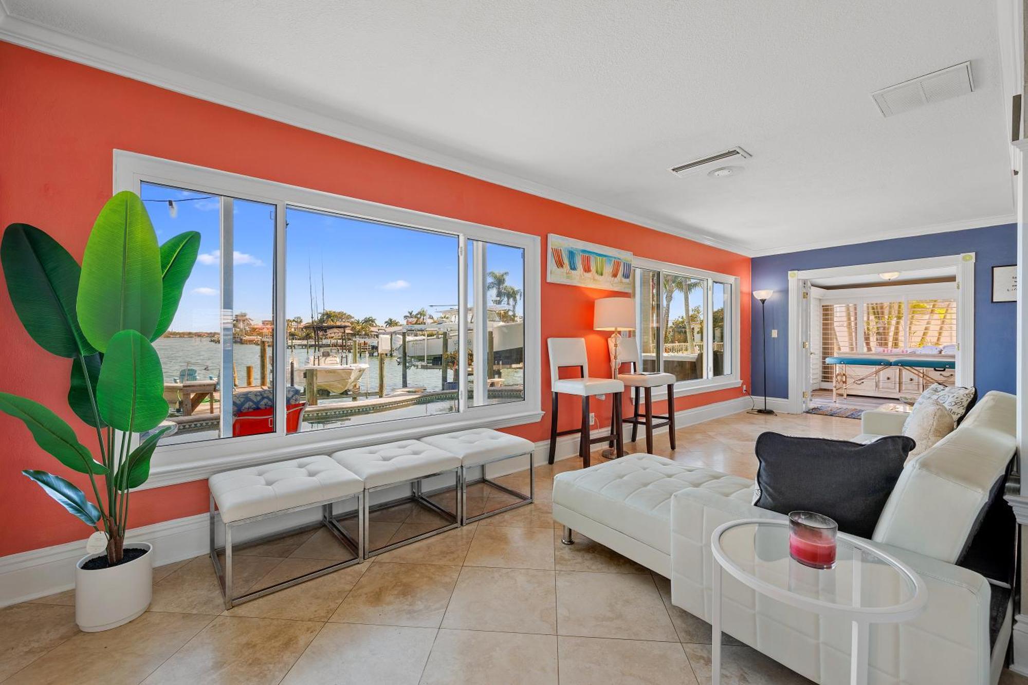4bd 2ba Waterfront House With Pool, Hot Tub & Boat! * St. Pete Beach