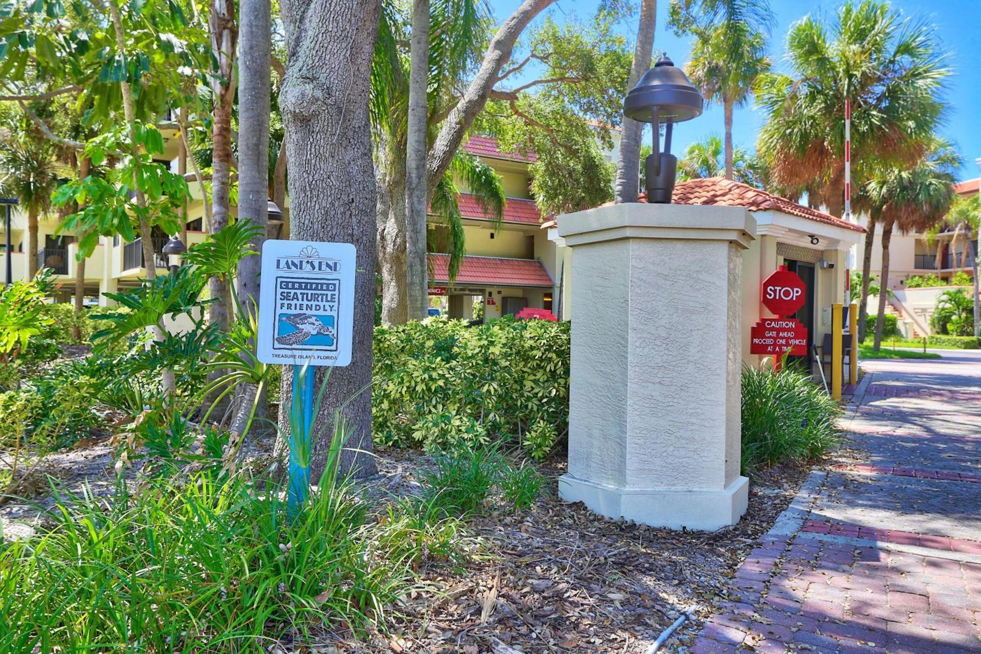 Land's End 1-401 Gulf View St. Pete Beach