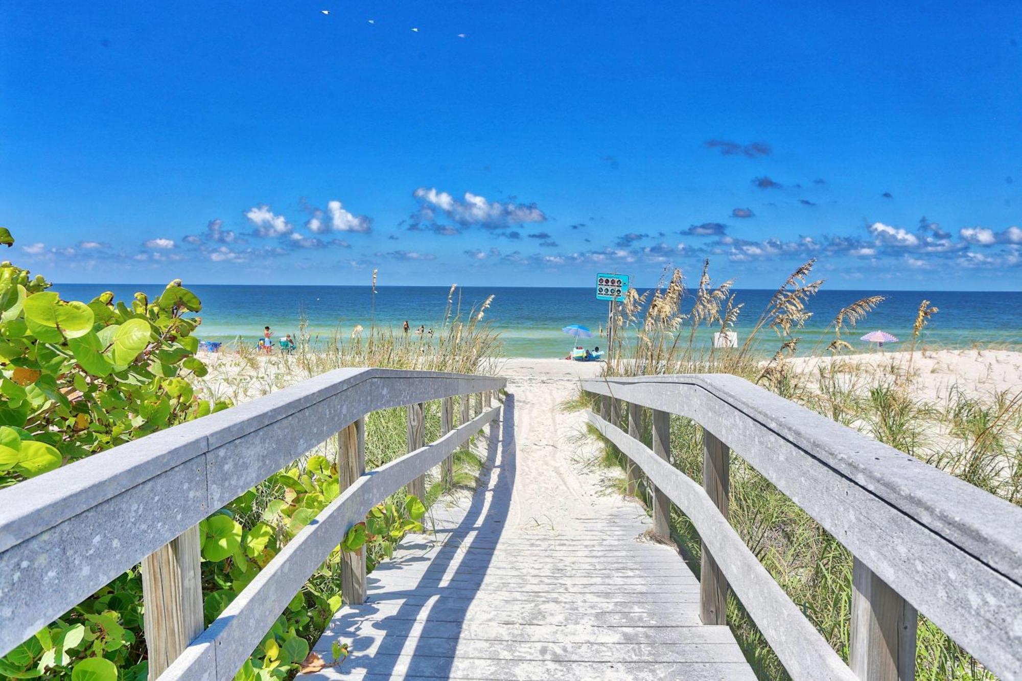 Land's End 1-401 Gulf View St. Pete Beach