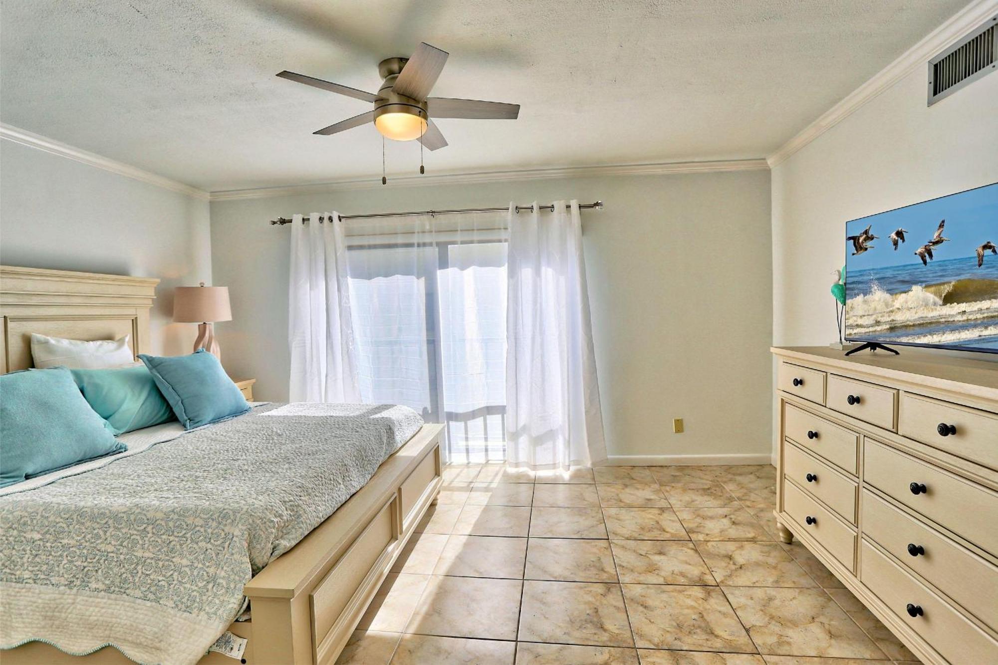Land's End 9-301 Front-premier Holiday home St. Pete Beach
