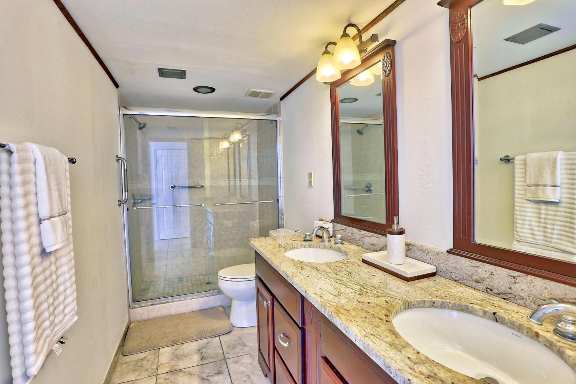 Land's End 9-301 Front-premier * St. Pete Beach