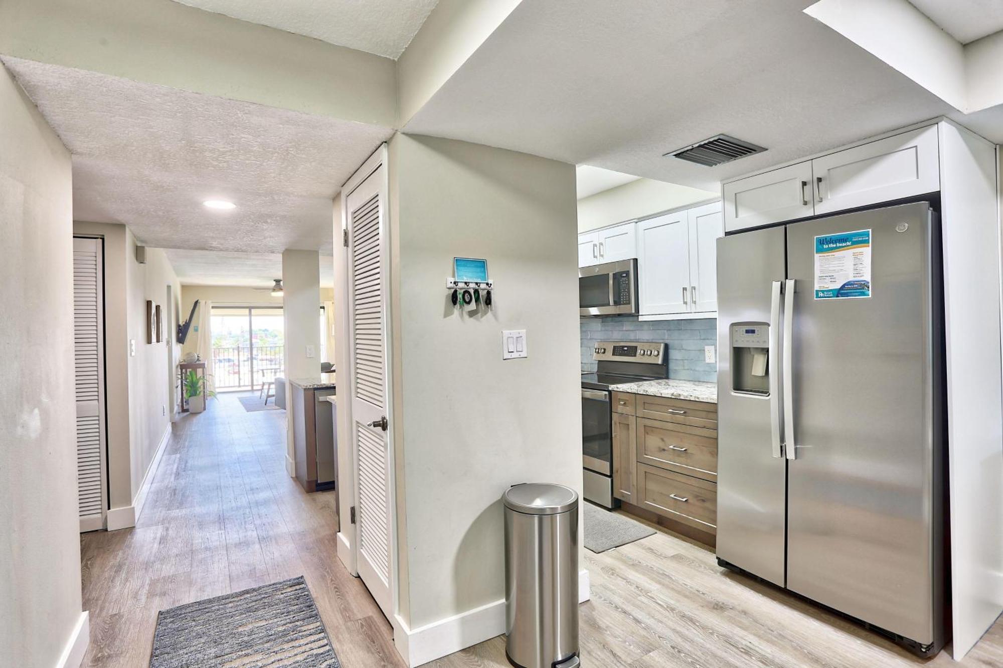 Land's End 4-404 Bay Front - Premier Holiday home