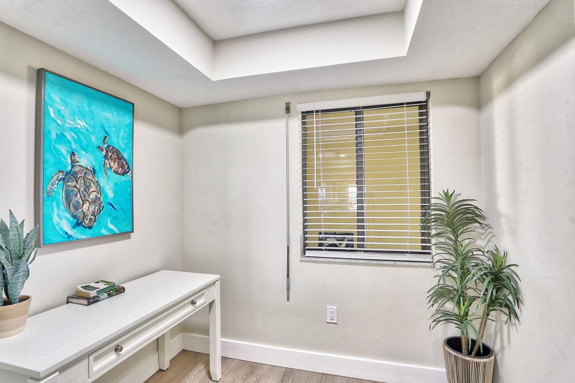 Land's End 4-404 Bay Front - Premier *