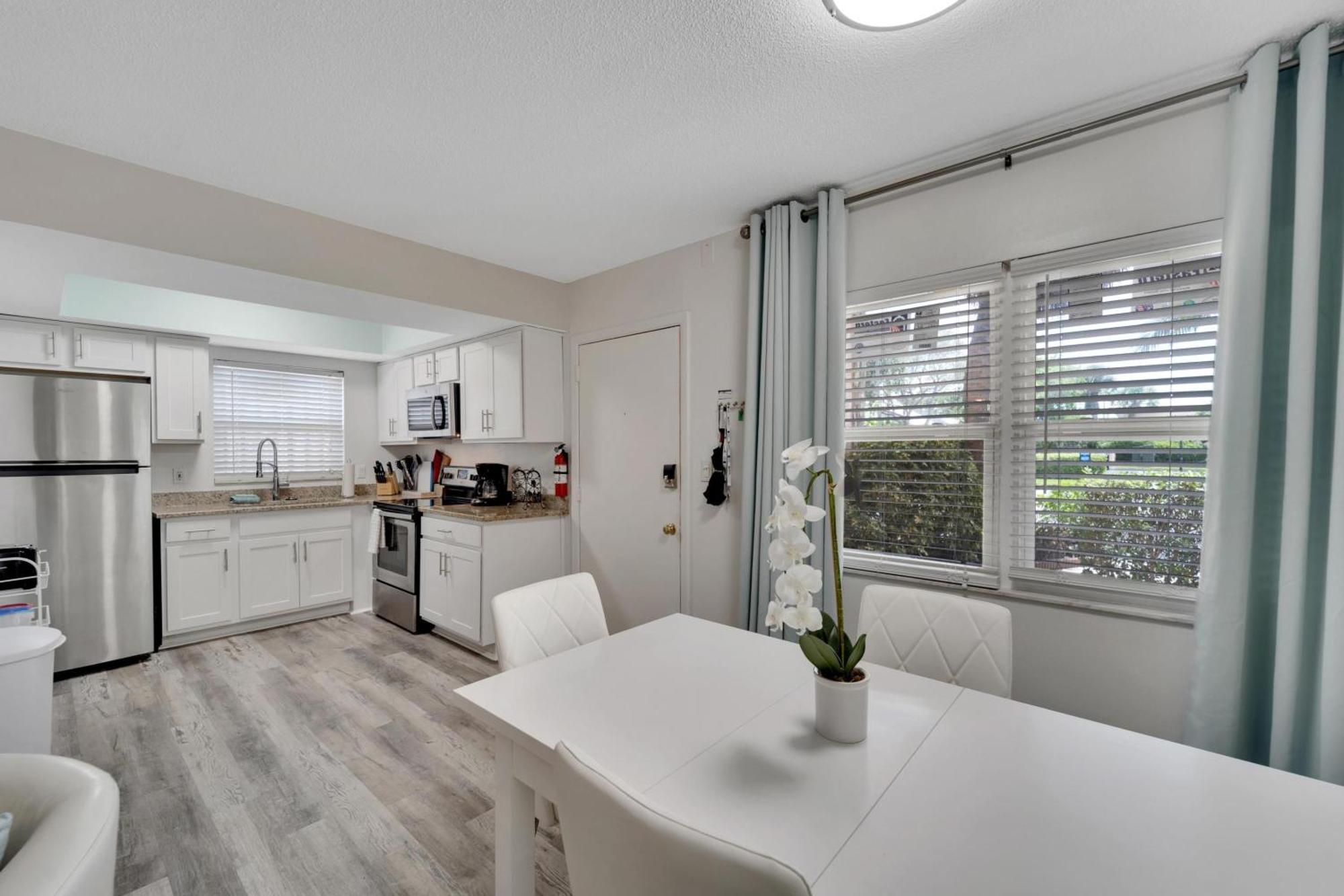 Seafarer Retreat St Pete 1378 Holiday home *