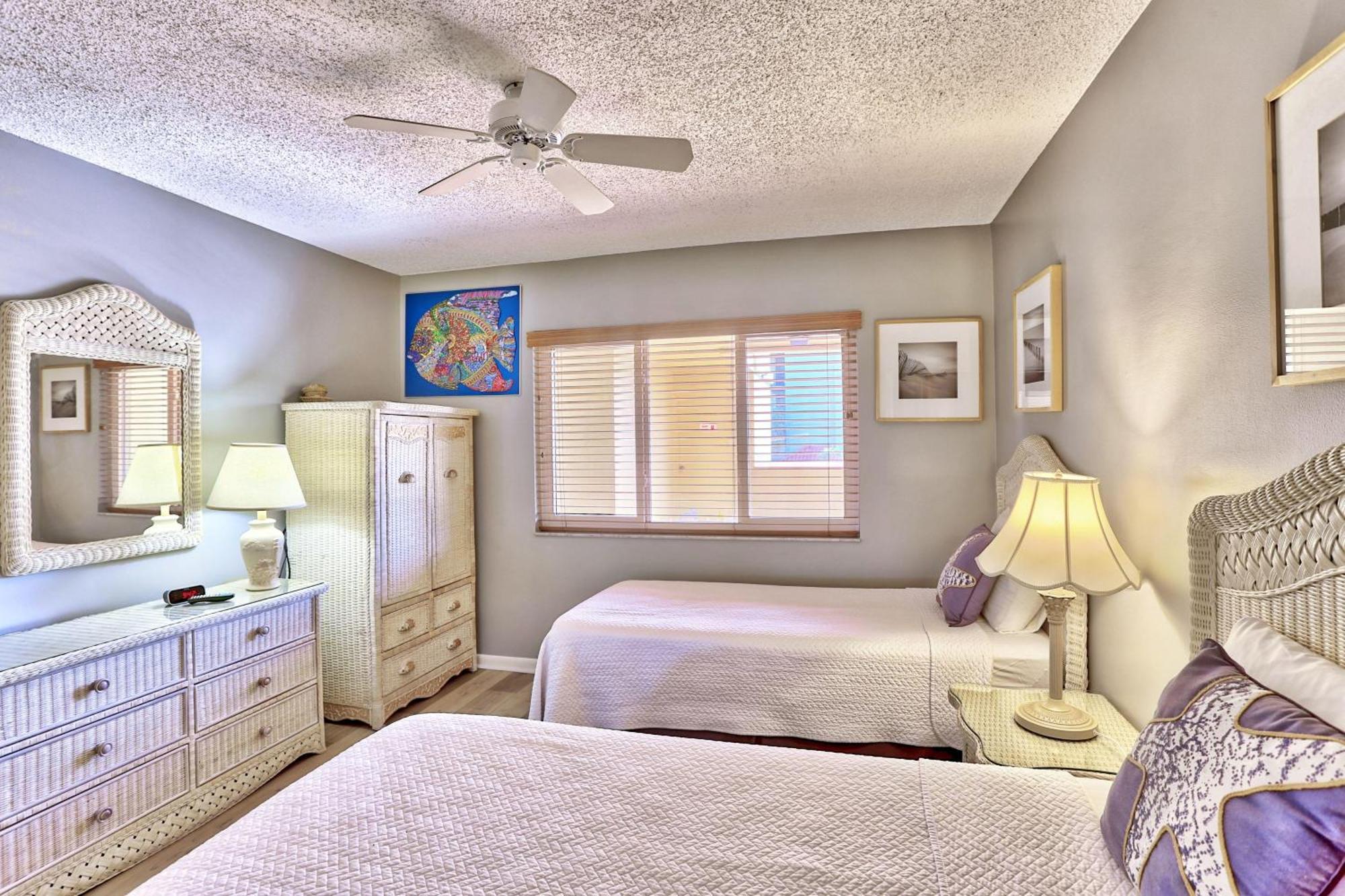 Land's End 7-204 Front Holiday home *