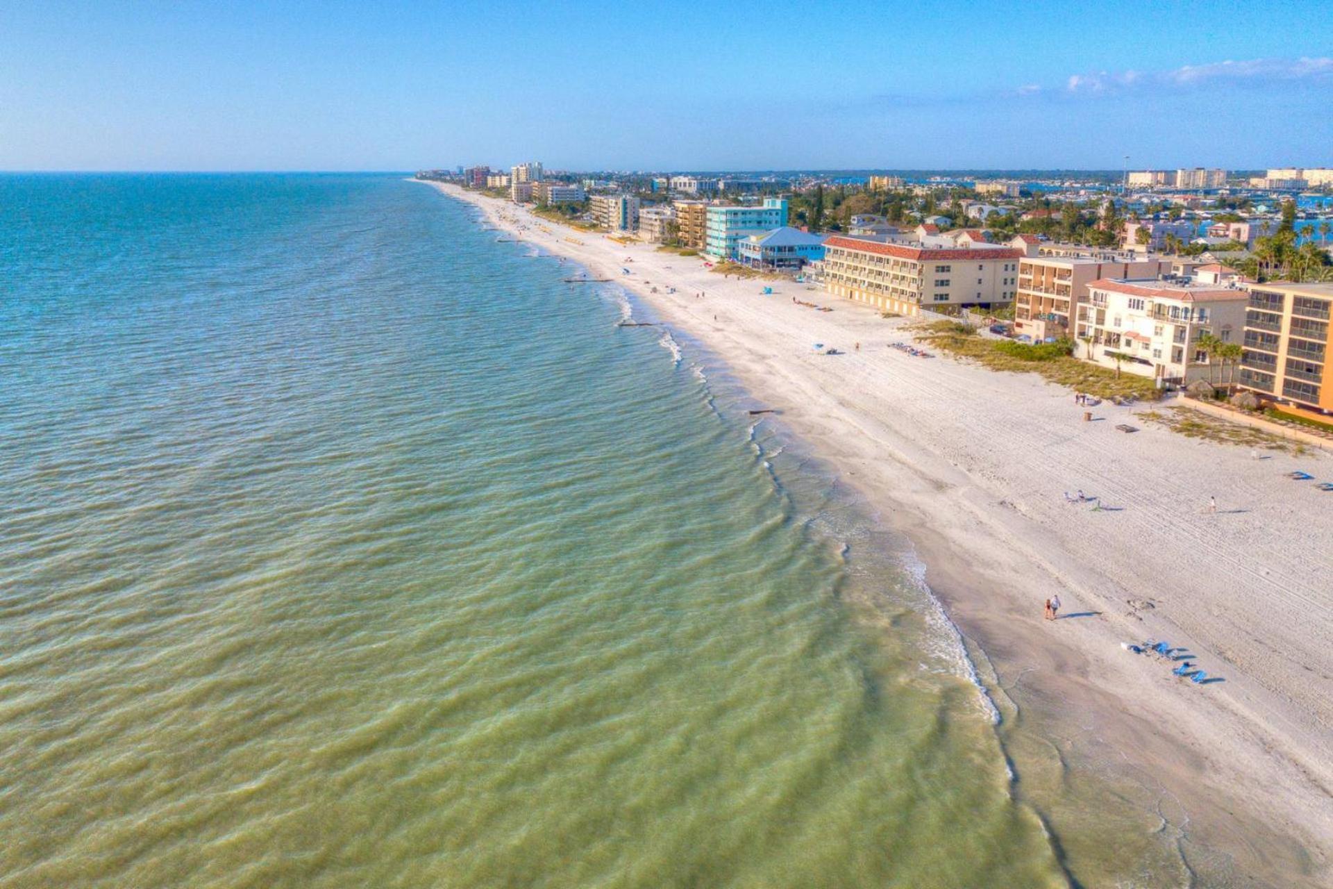 Holiday home 1 - Club At Pass-a-grille St. Pete Beach