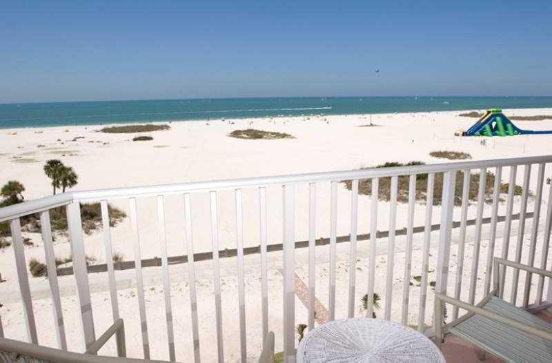 Aparthotel Surf Treasure Island 3*