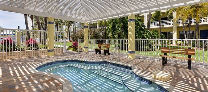 Hotel Alden - A Beachfront St. Pete Beach
