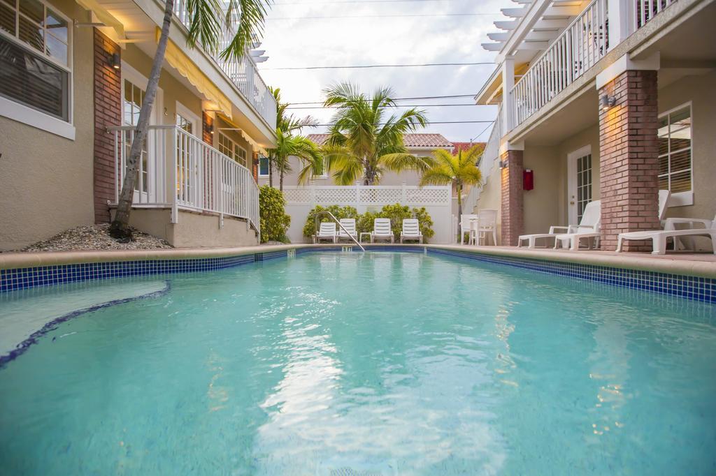 Hotel Coconut Pass-a-grille