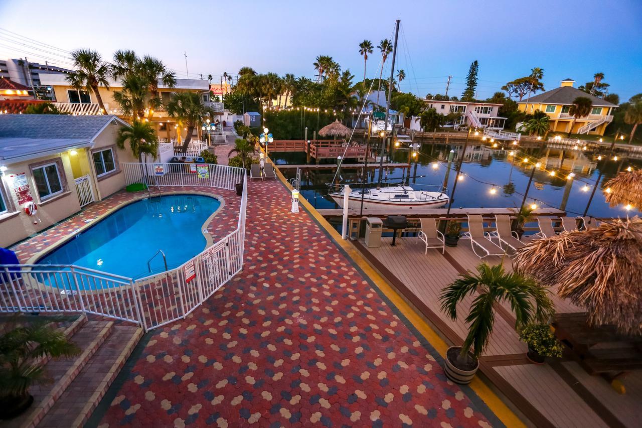 Hotel Bay Palms Waterfront - And Marina 3*