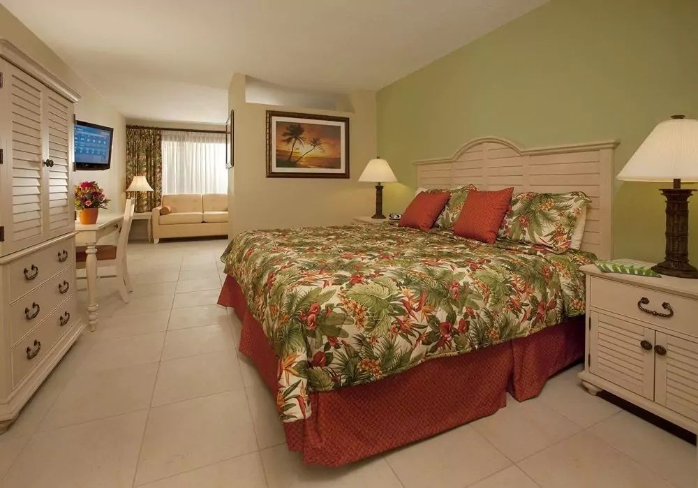 Alden - A Beachfront Hotel 3*