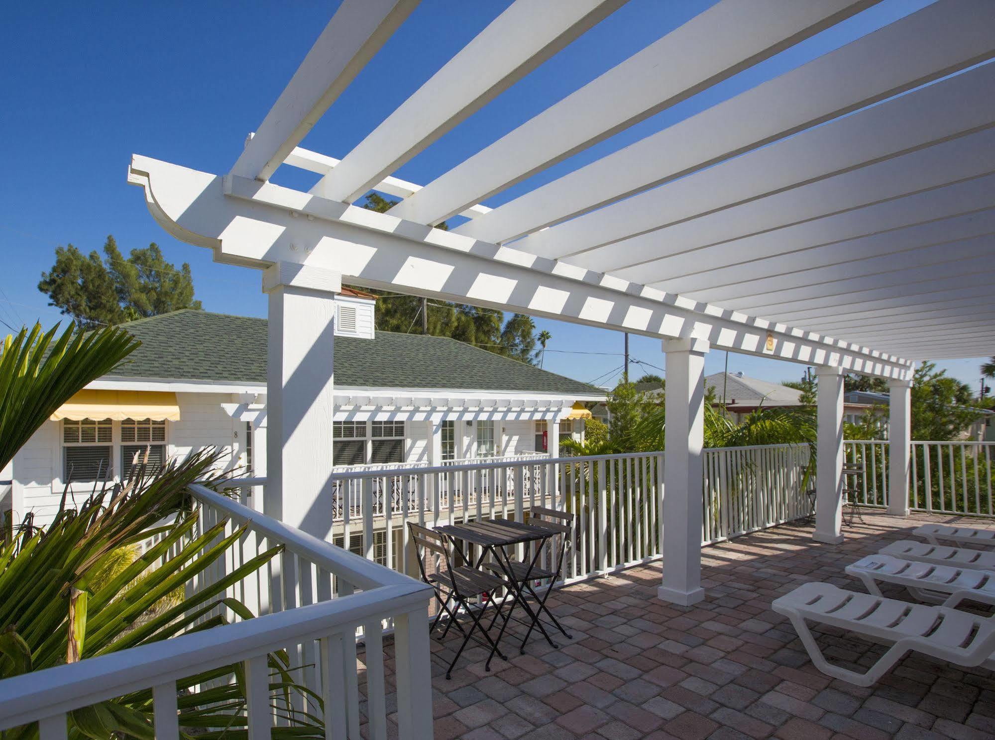 Hotel Coconut Pass-a-grille 3*