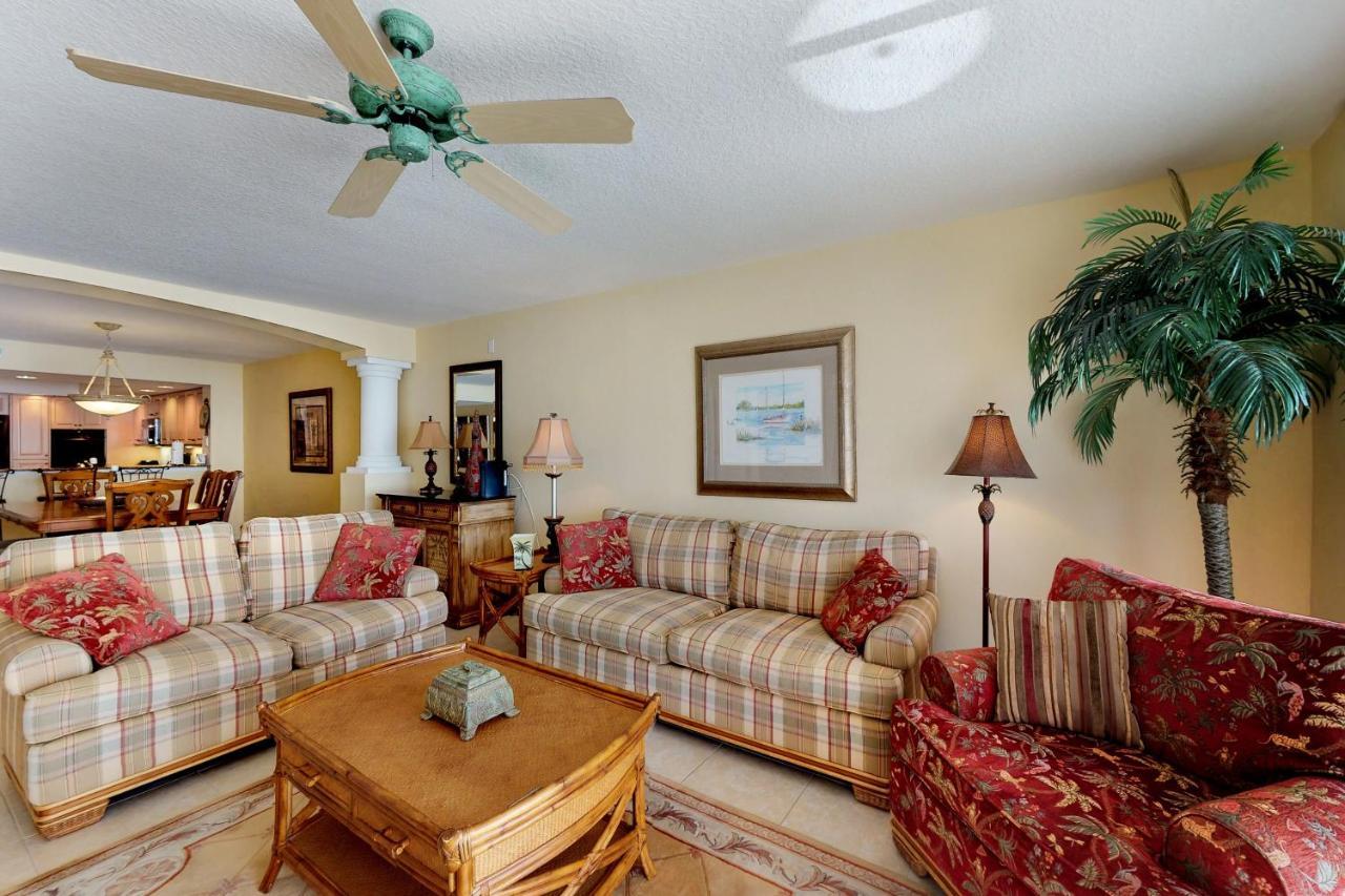 La Contessa 507 St. Pete Beach