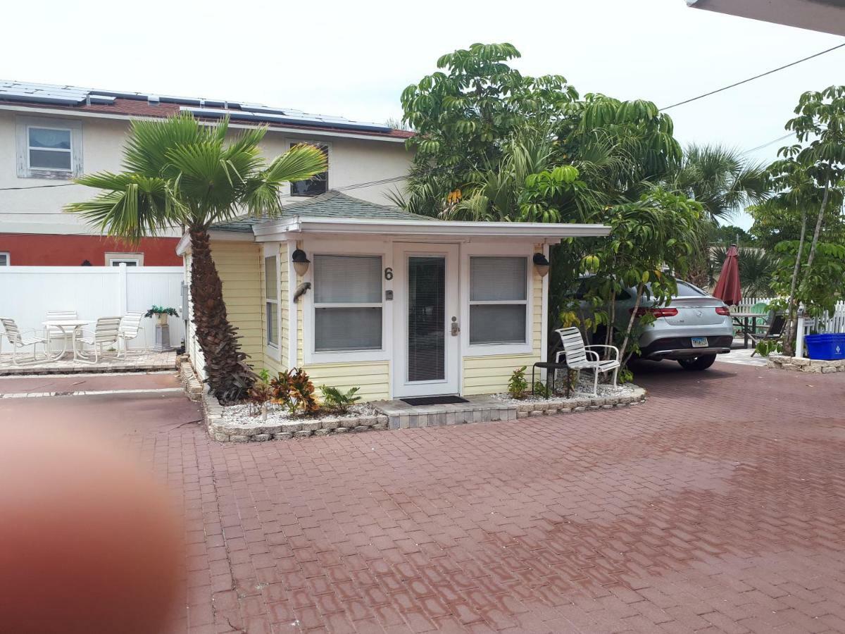 The Cottages At Madeira Beach Villa