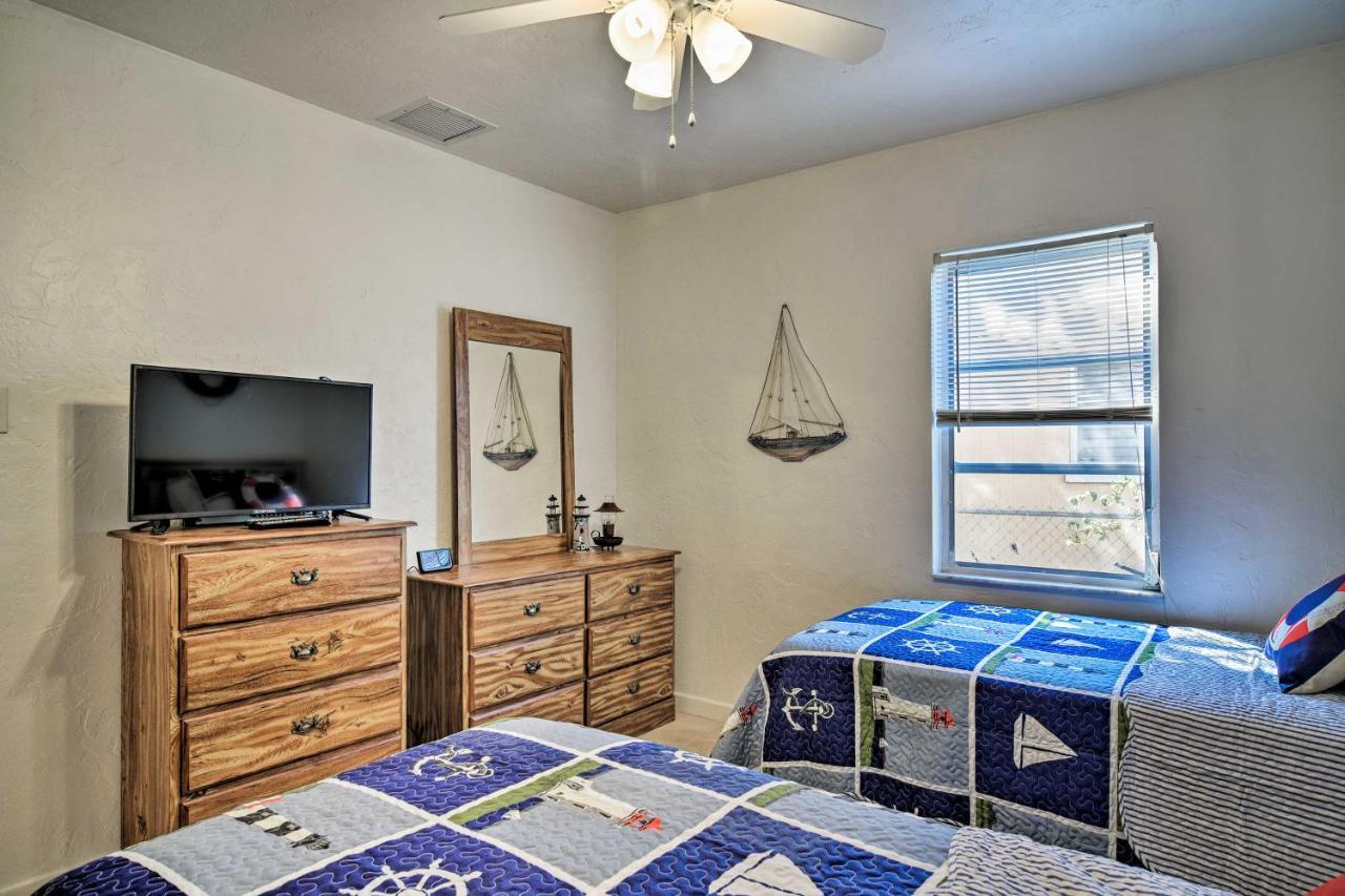 Holiday home Treasure Island Vacation - Pet Friendly! *