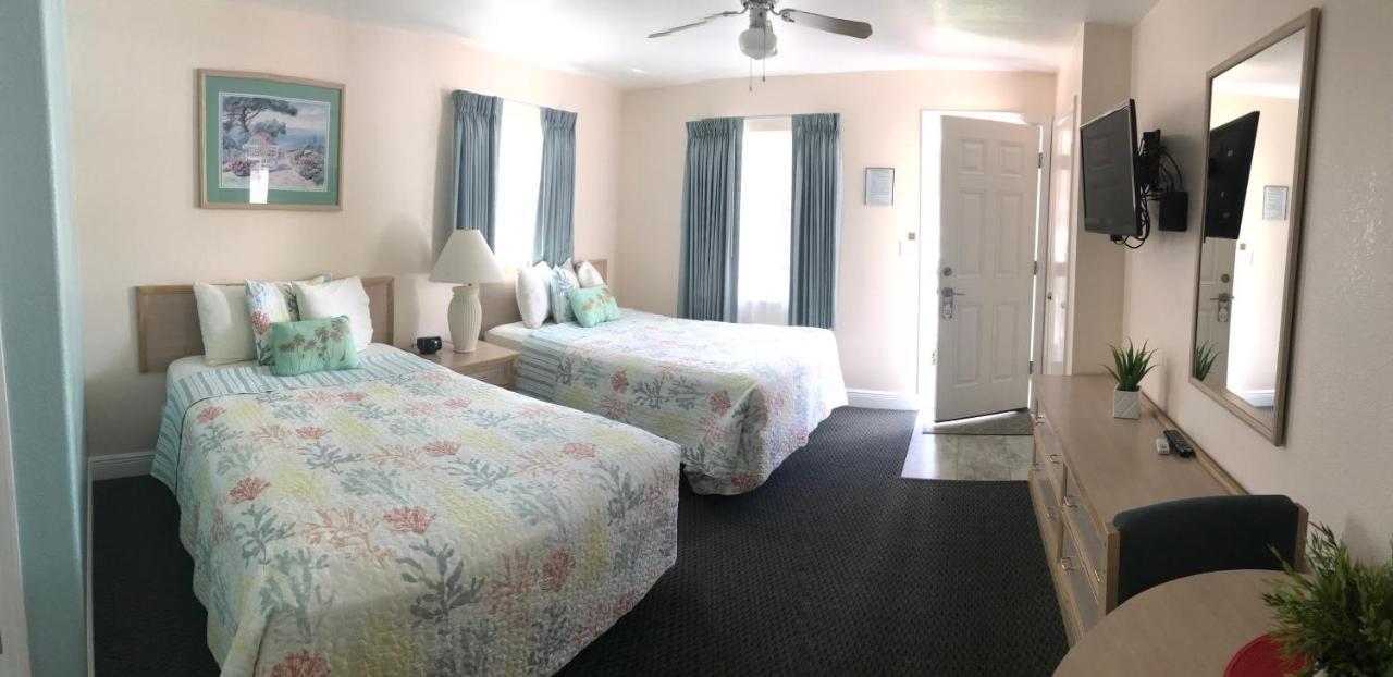 Carlton House And * St. Pete Beach